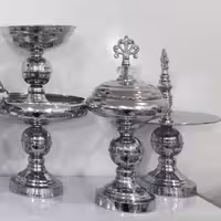 سرویس 5پارچه تمام کروم 
گوی دار
برند سوزان 
آبکاری جدید
