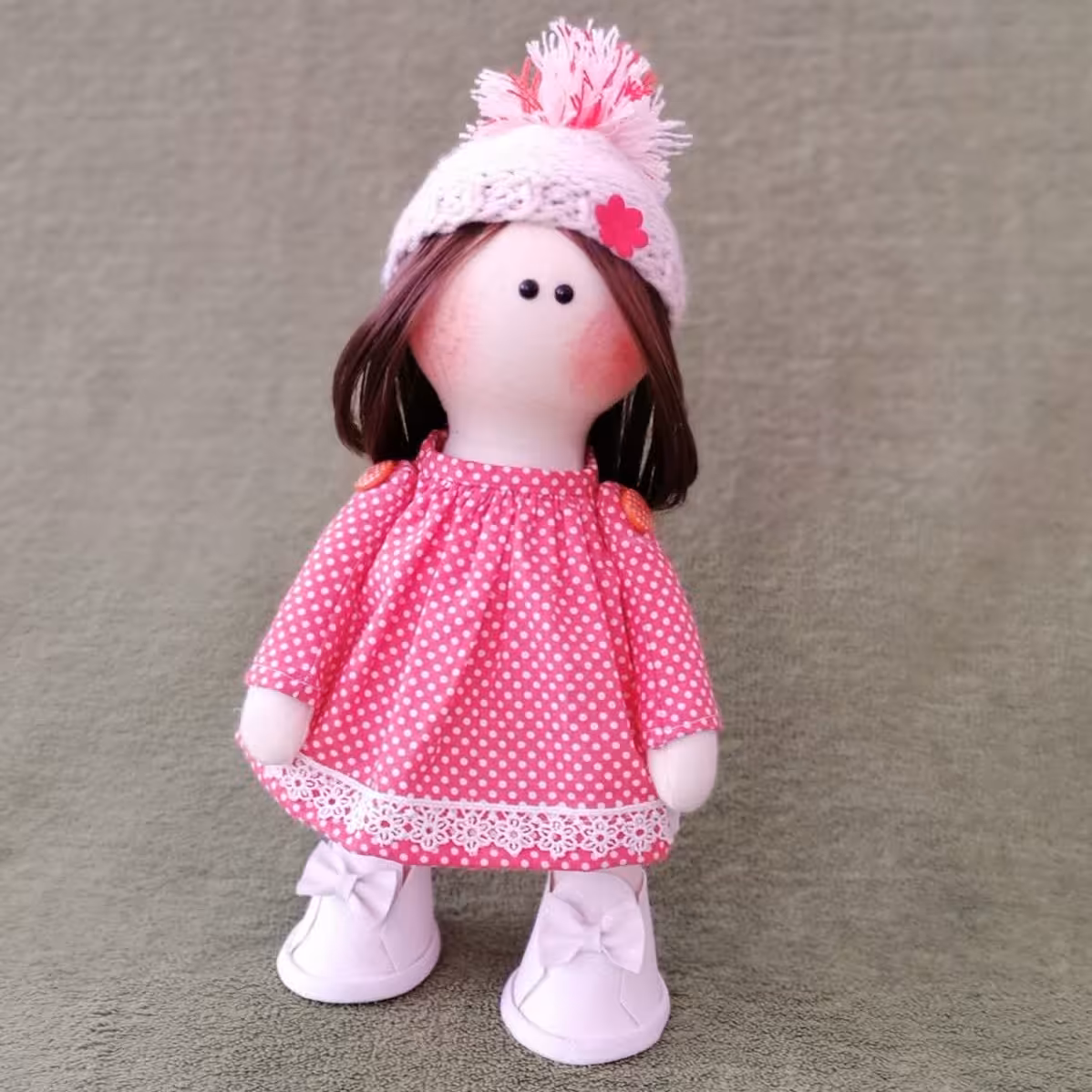 عروسک دختر روسی31سانتی دست دوز