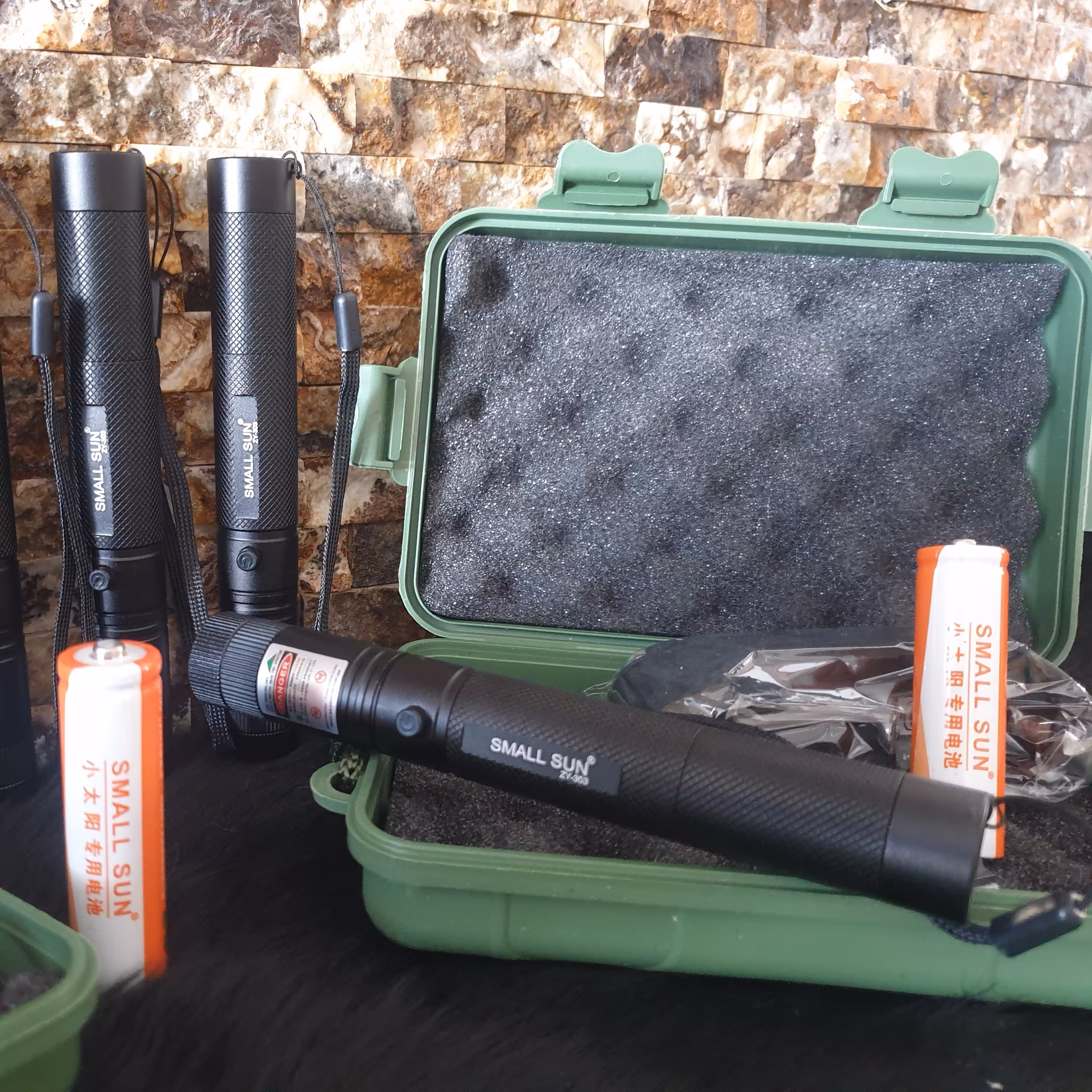 لیزر پوینتر سبز اصلی لیزر خطی اورجینال اسمال سان