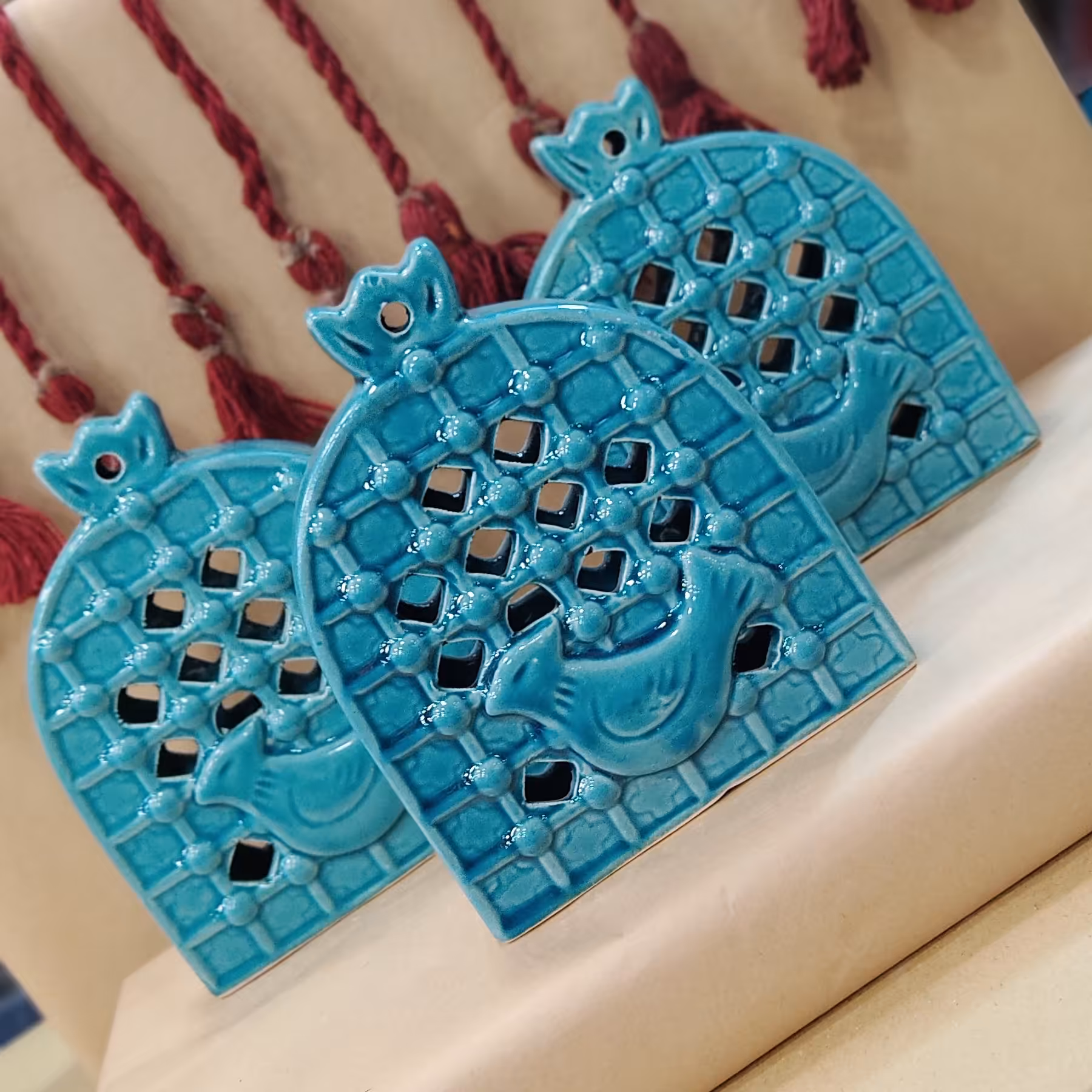 دکوری مرغ آمین سفالی
