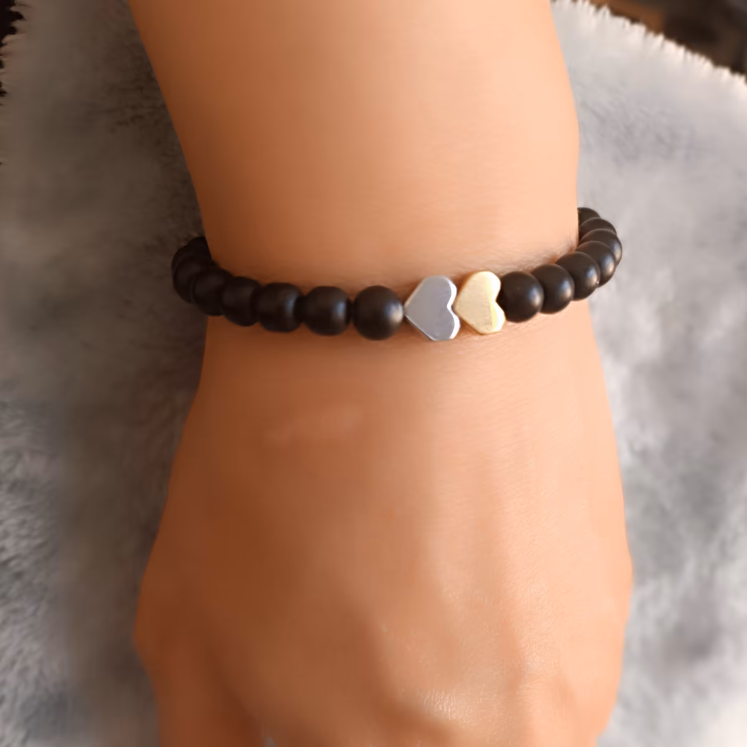 دستبند زنانه ودخترانه بسیار زیبا وپرفروش ،قیمت مناسب