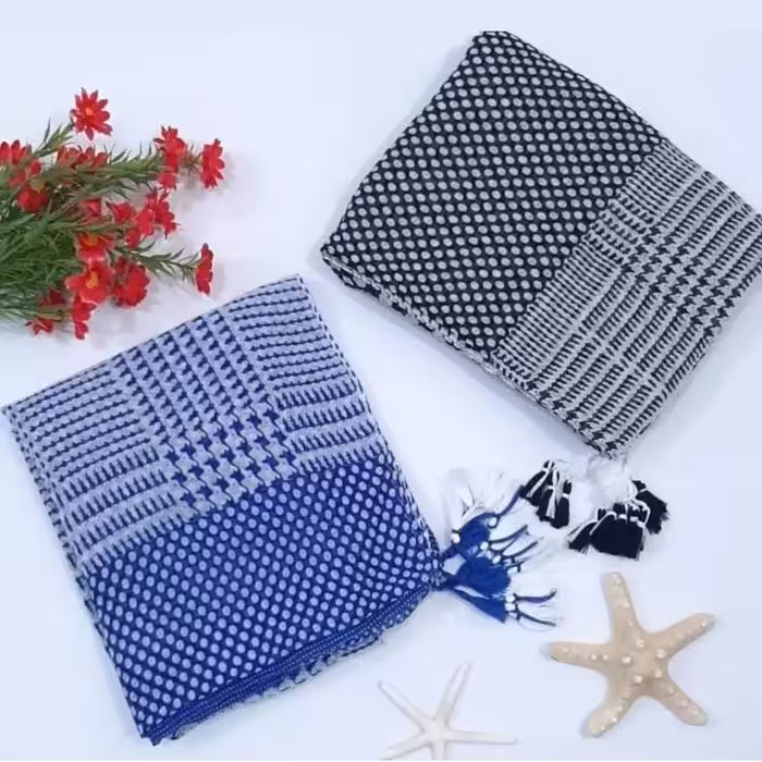 شال سوپر نخ پلیسه وارداتی در دو رنگ کاربردی منگوله دار