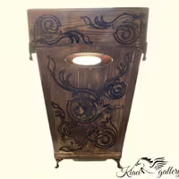 ست جادستمال کاغذی  وسطل آشغال پایه دارازچوب روس که سطل به ارتفاع30در21وجادستمال 26در13