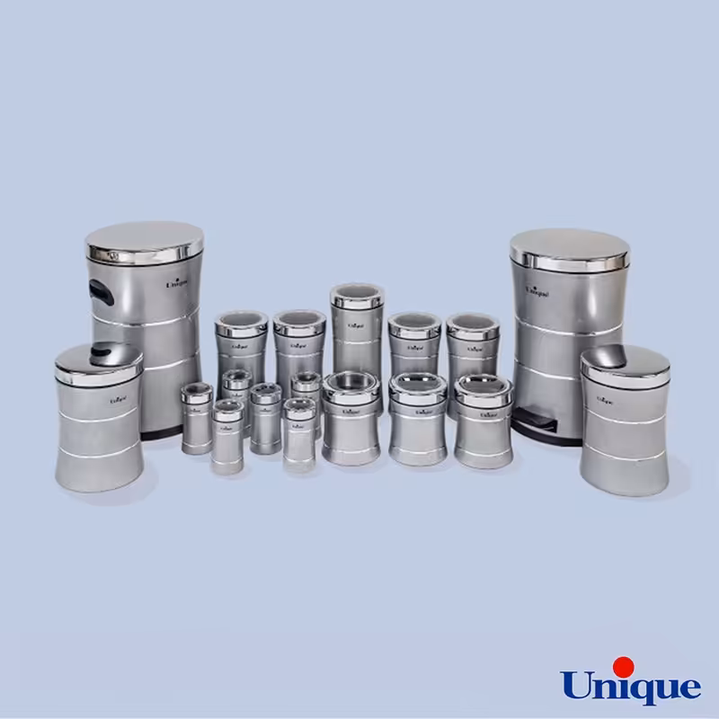 سرویس آشپزخانه 18 پارچه مدل کمر باریک خطی سفید طلایی برند یونیک 4690