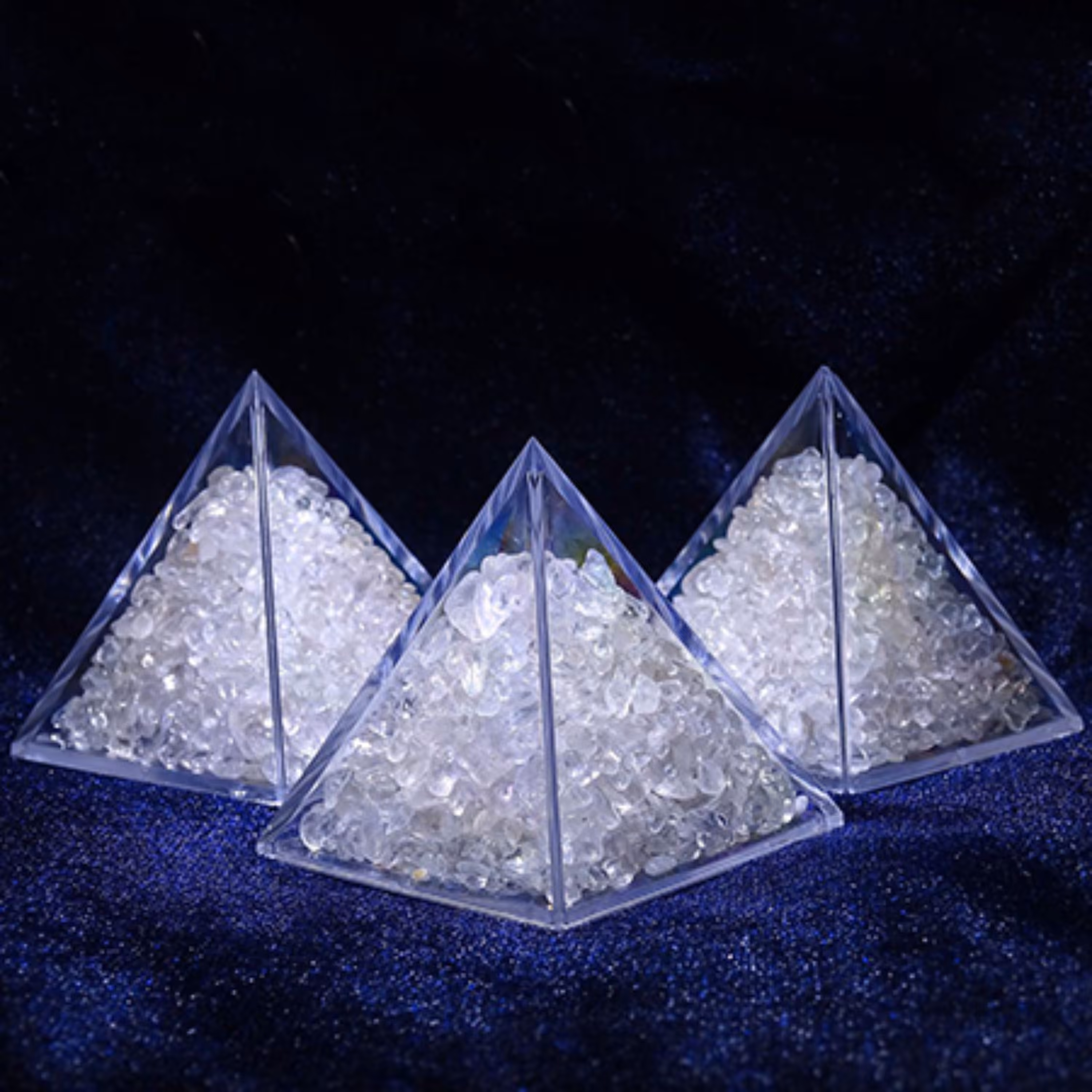هرم سنگ طبیعی کریستال کوارتز