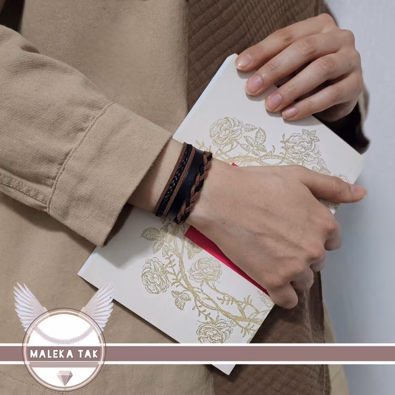 دستبند زنانه و مردانه چرمی 