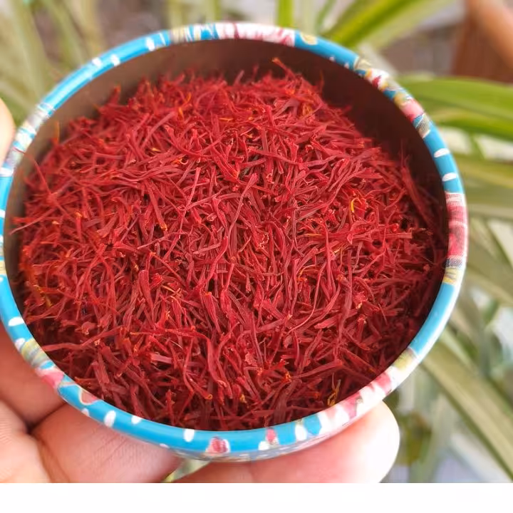 زعفران نگین قاینات(در بسته بندی خاتم)