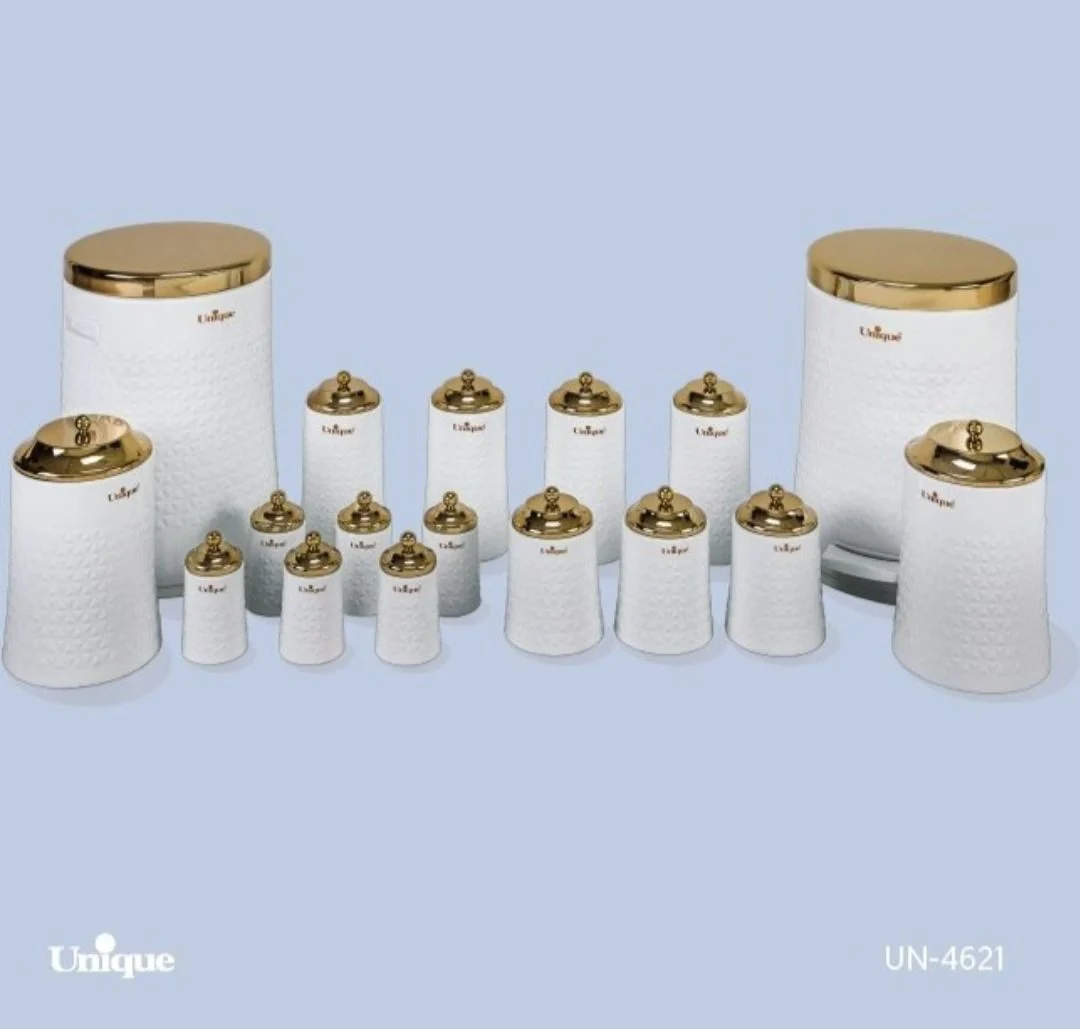 سرویس آشپزخانه 17 پارچه یونیک سفید طلا گلکسی کد un-4621