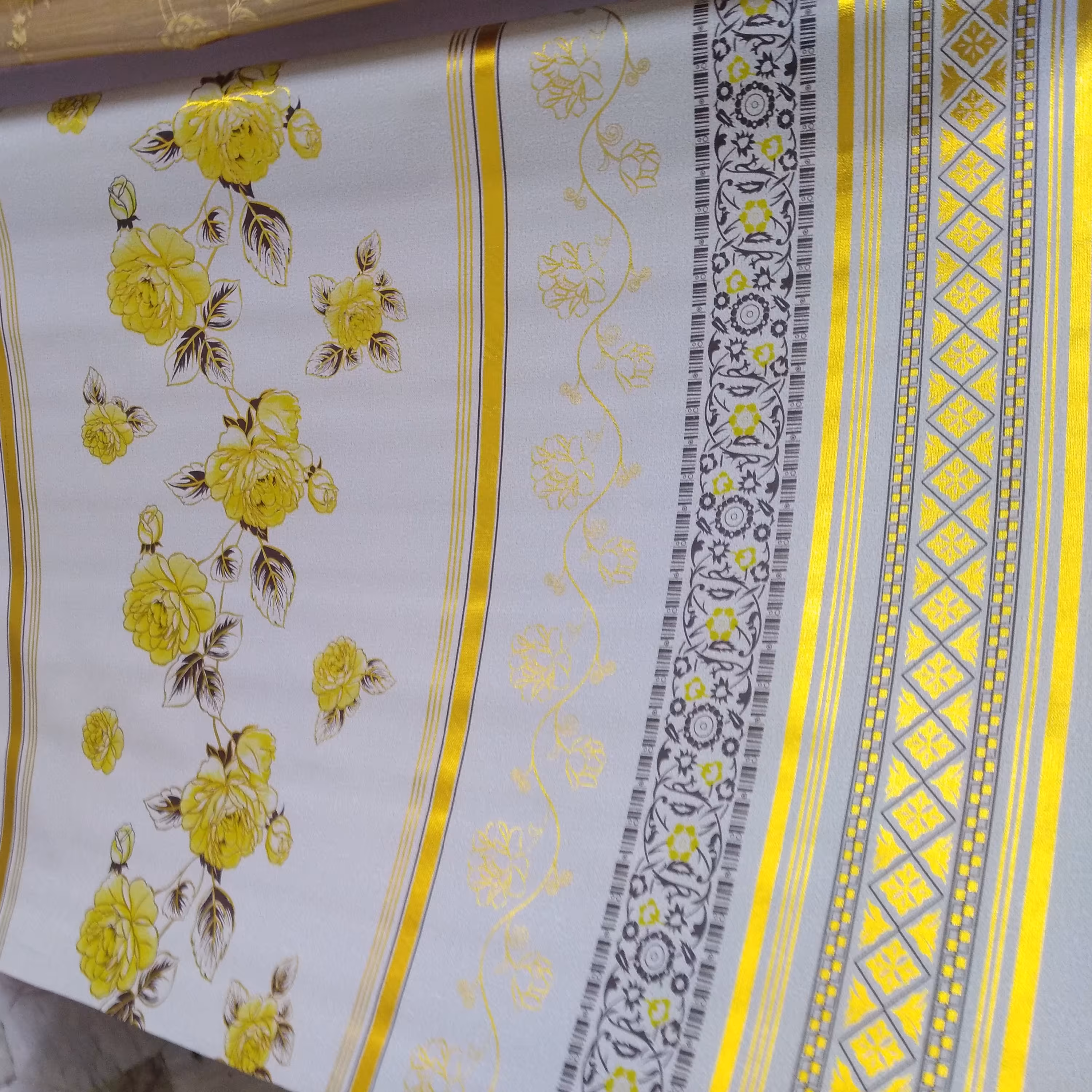 سفره و رومیزی، سفره مجلسی، سفره مهمانی