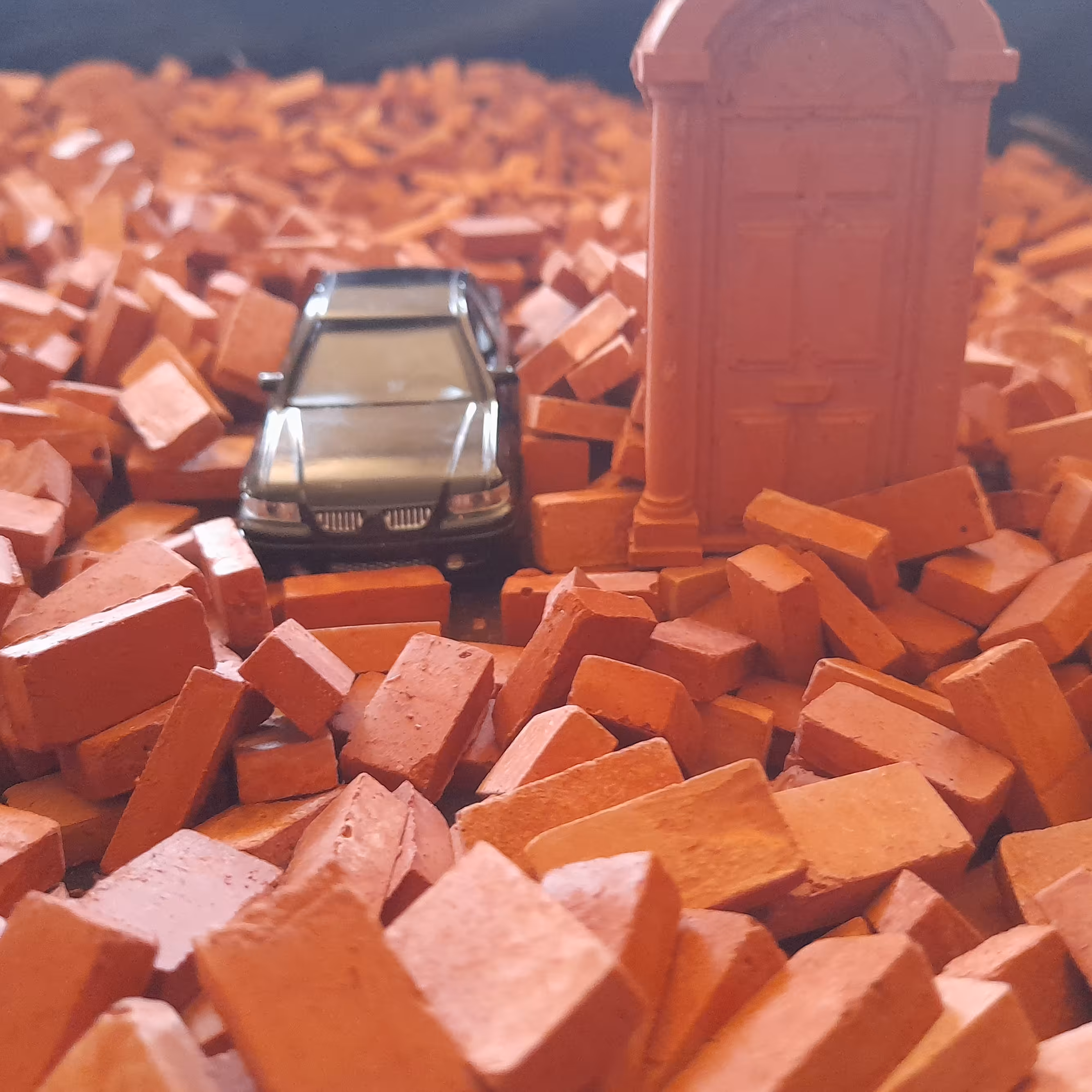 اجر های مینیاتوری مخصوص ساخت خانه های کوچک ماکتی بسته 200 عددی   رنگ قرمز اجری