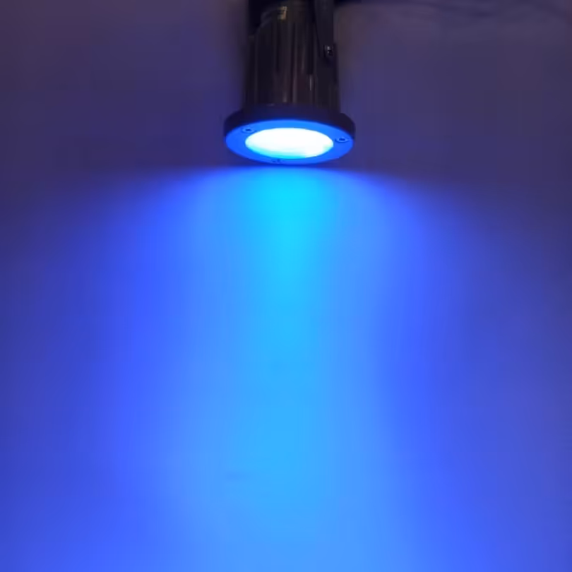 چراغ چمنی 6وات آبی