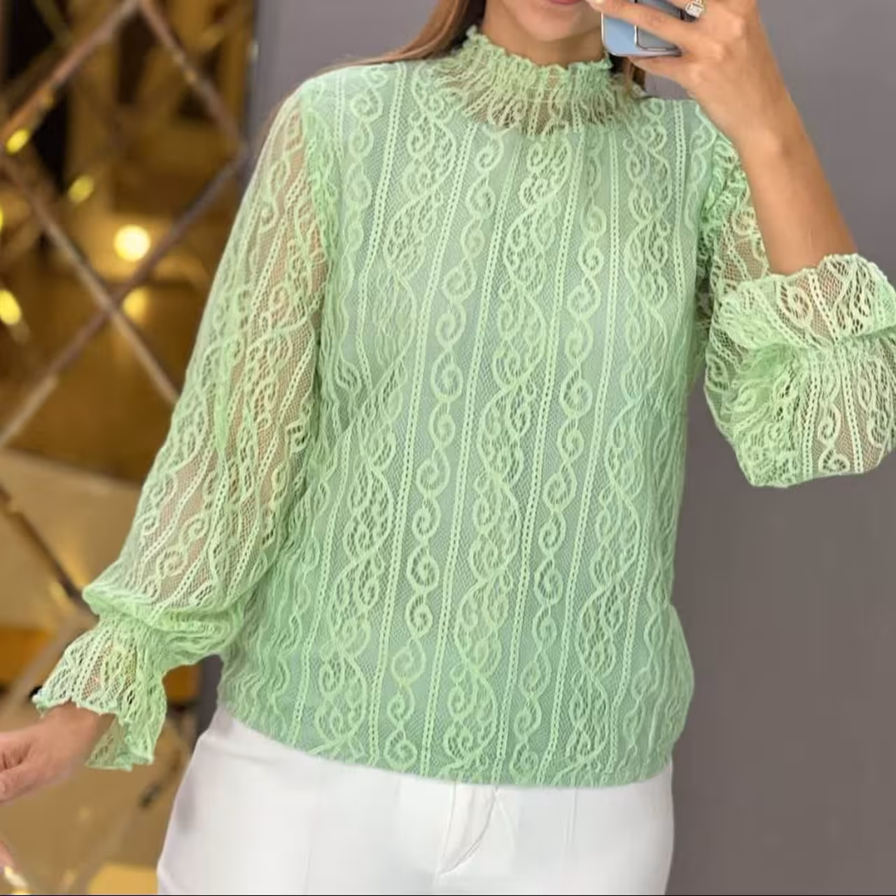 شومیز مجلسی زنانه کیفیت عالی تنخور بسیار زیبا با رنگبندی جذاب تمام گیپور