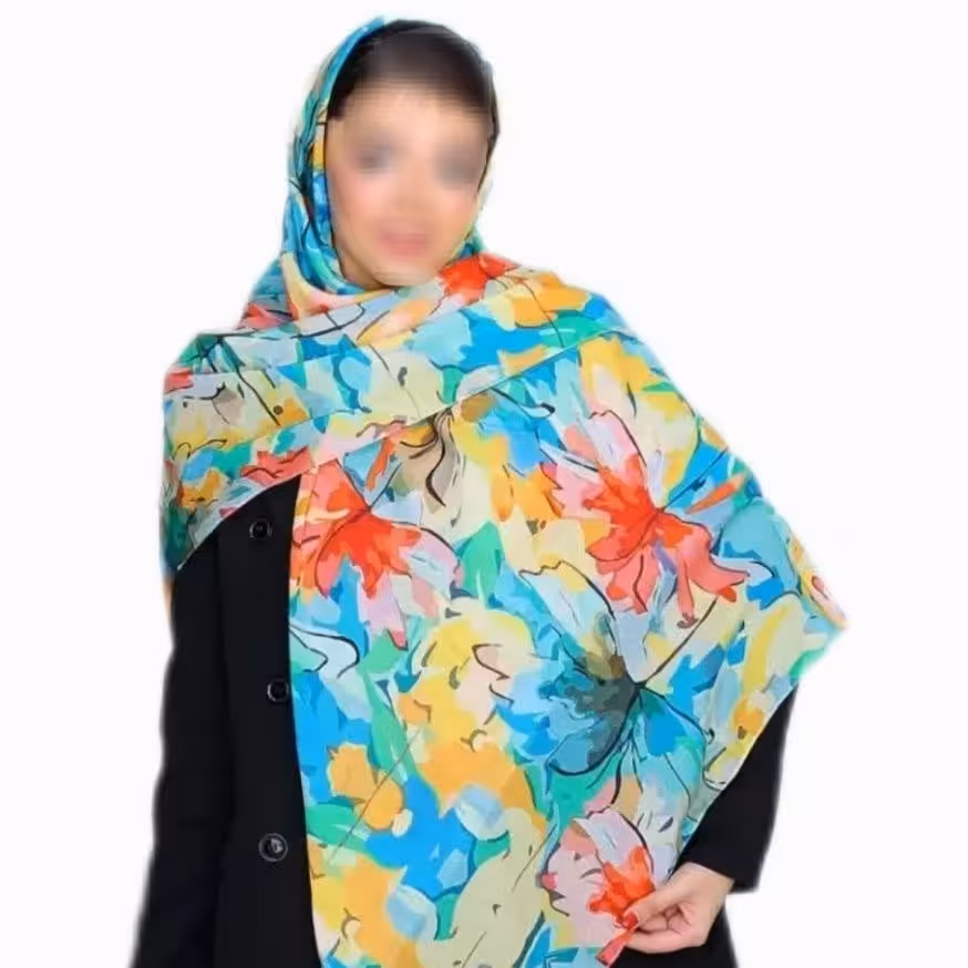 روسری نخی منگوله دار دور دوخت قواره بزرگ با طرح ها و رنگ های شاد و جذاب، جنس عالی، قیمت مناسب