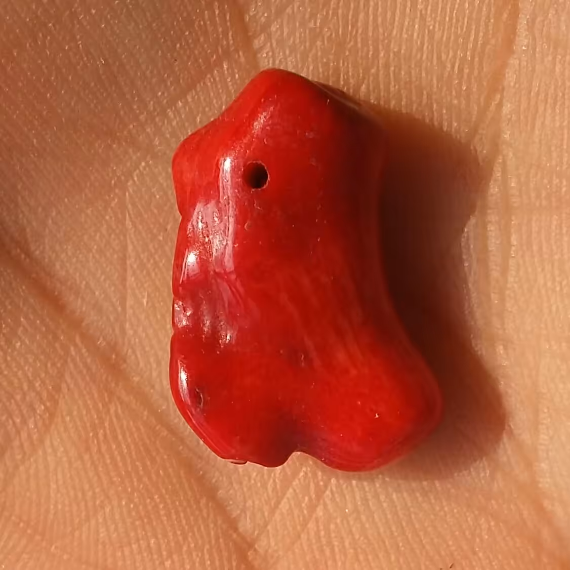 سنگ مرجان سرخ سوراخ دار مناسب آویز شاهکار خلقت زیبااا بی نظیییر
دیدنی