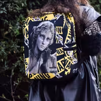 کوله پشتی  جنس  مخمل کوبیده BK0047