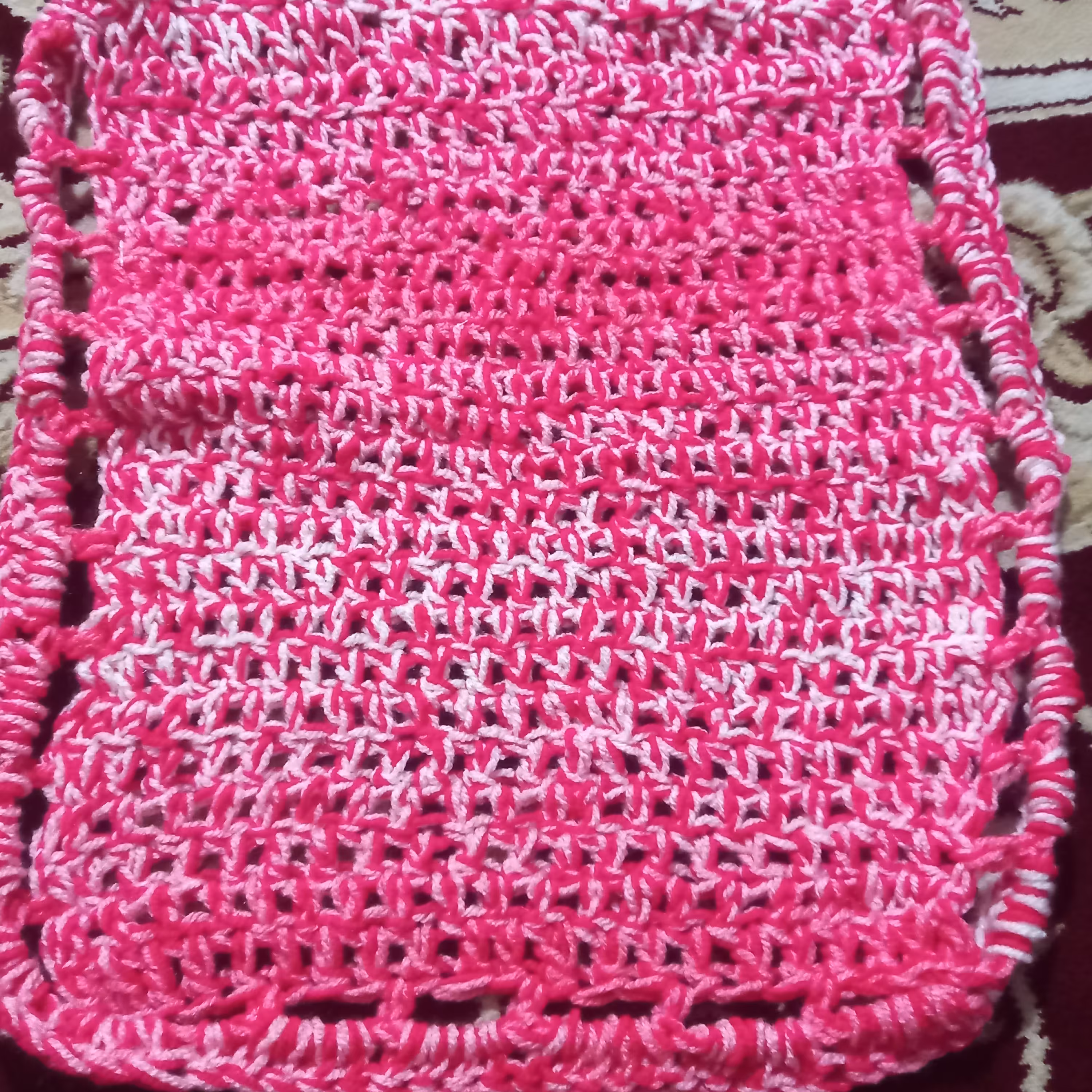 رومیزی  بافتنی