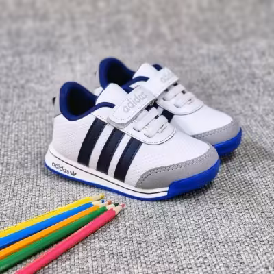 کتانی اسپرت دخترونه و پسرونه در دو طرح آدیداس و پوما