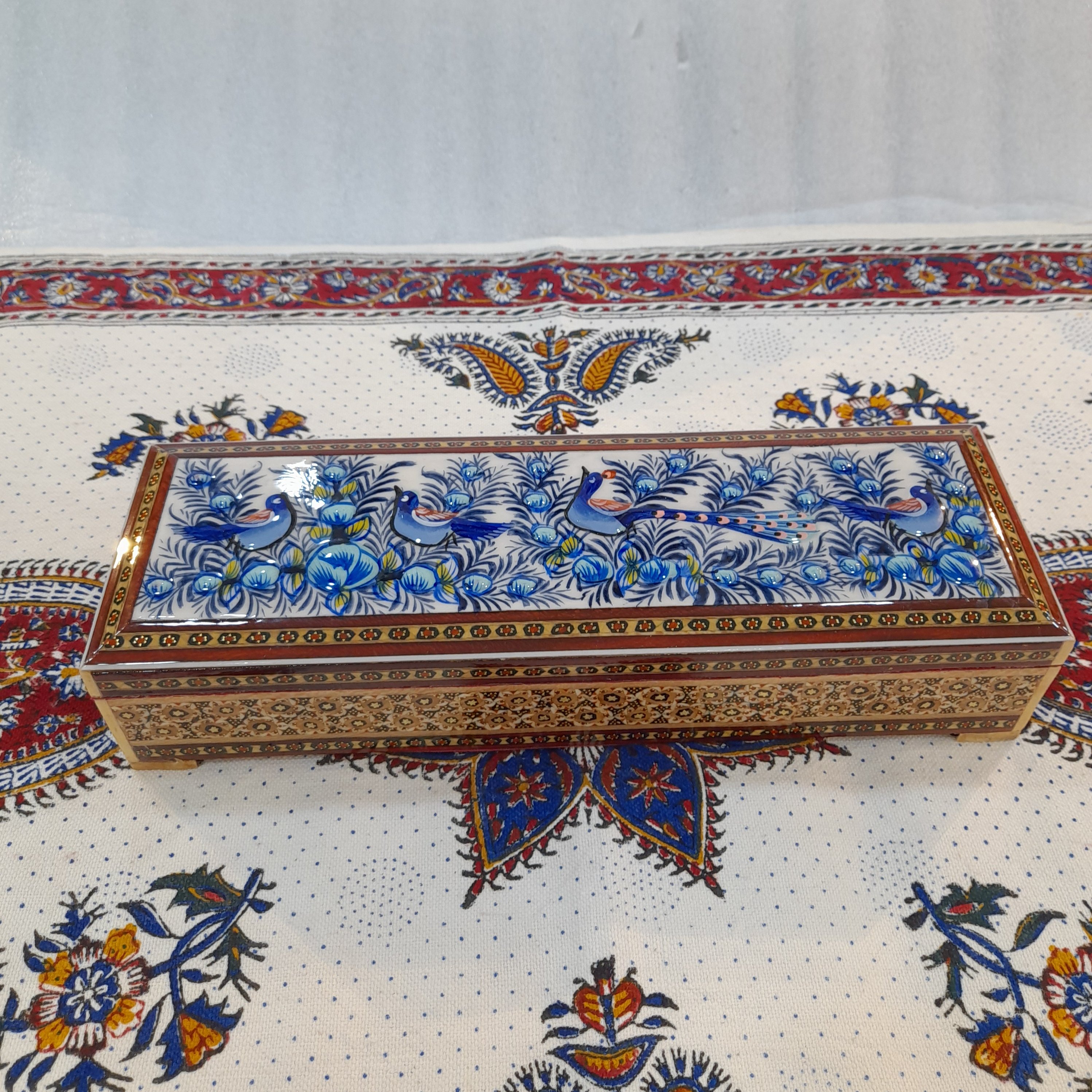 جا مضرابی لولایی دو گل بزرگ خاتم کاری(مدل گل و مرغ آبی برجسته)(گارانتی 120 ماهه)