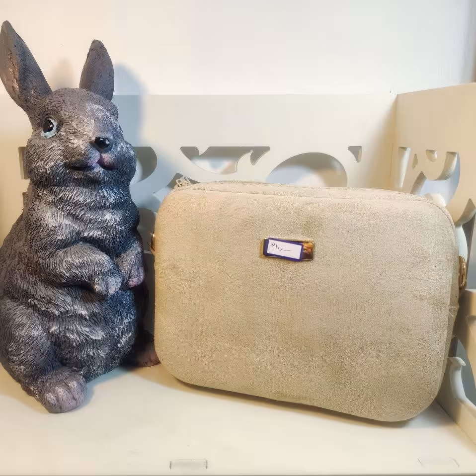 کیف طرح مخمل سفید دخترانه 