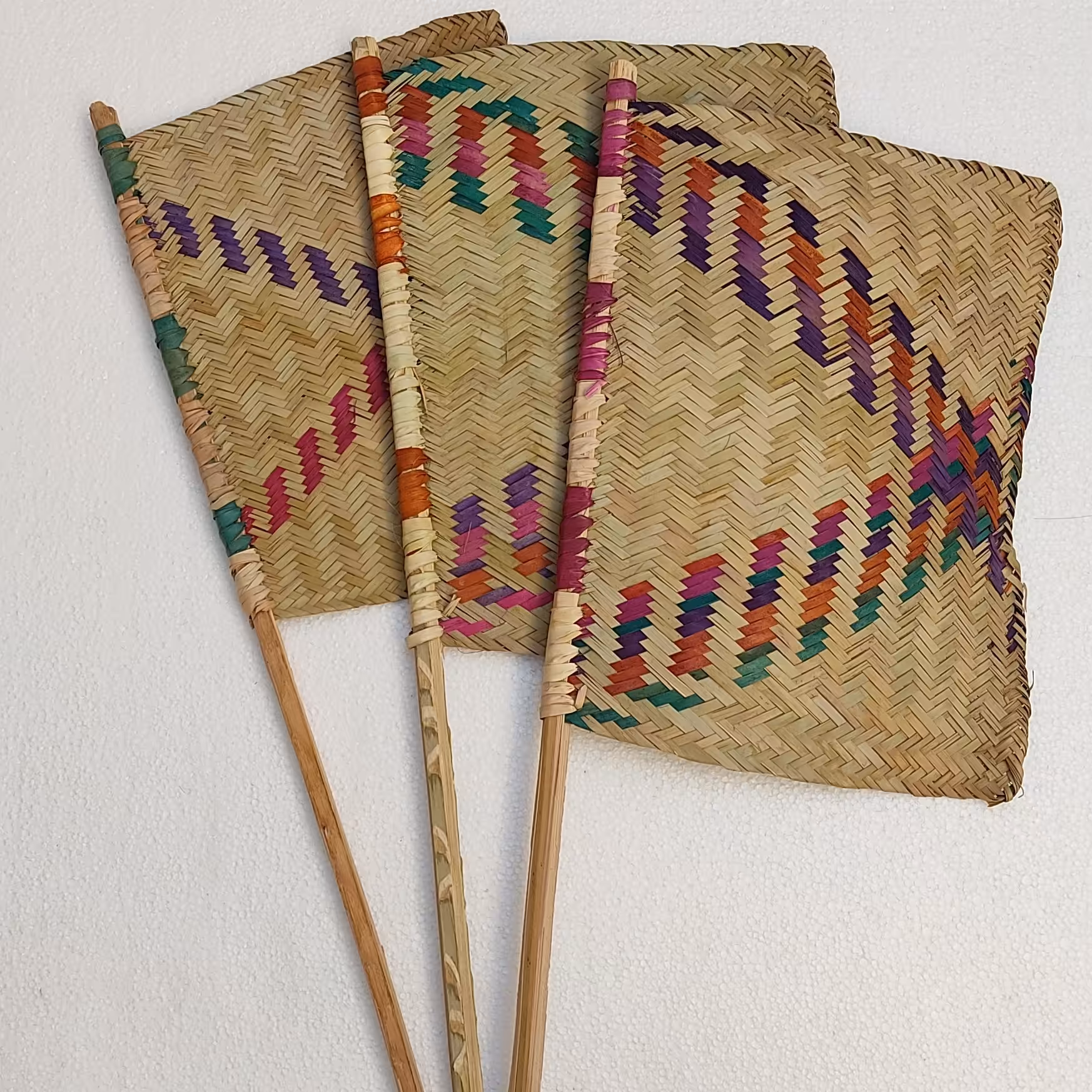 بادبزن حصیری بزرگ کبابی (پس کرایه)