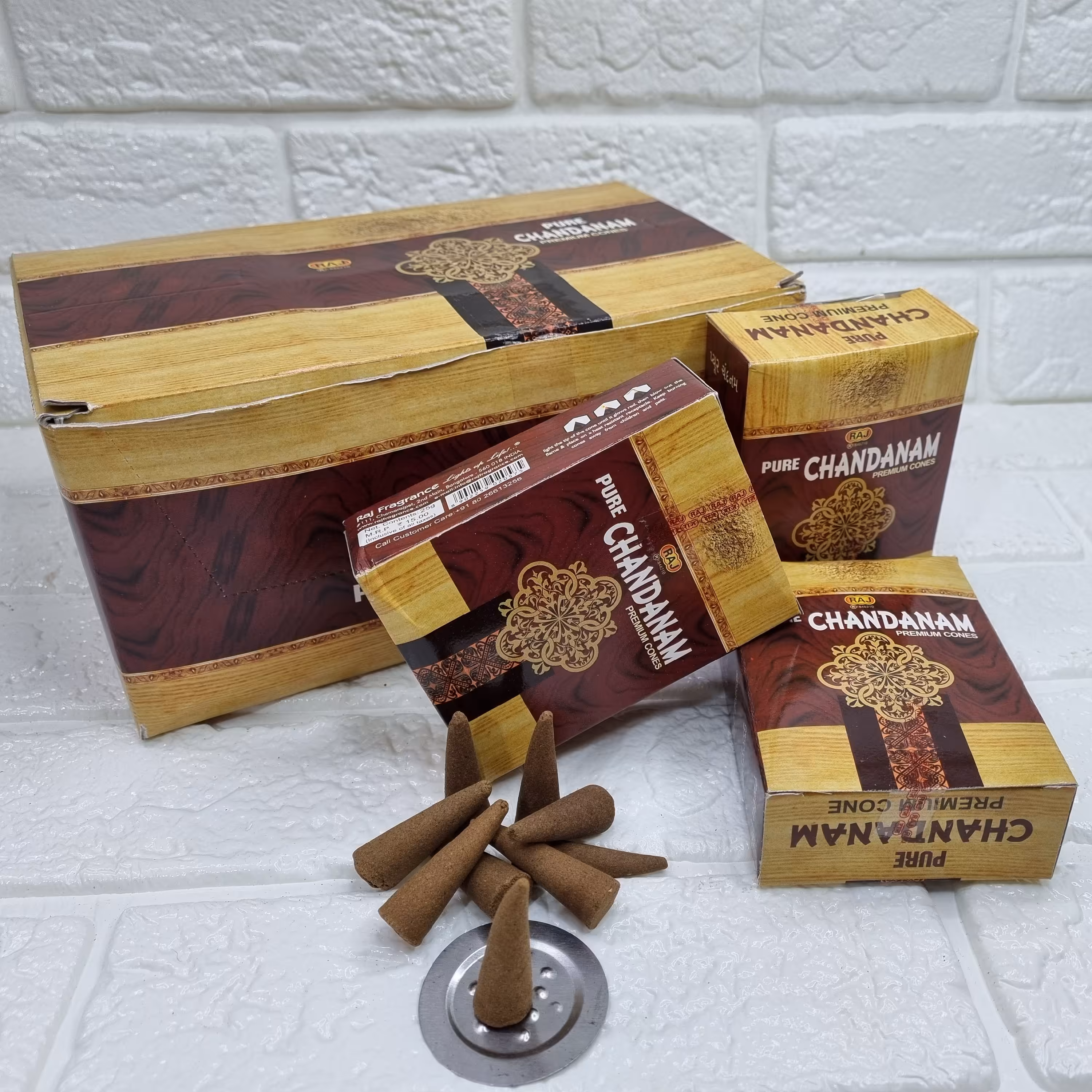 عود کله قندی مخروطی چاندانام رایحه چوب داخل هر بسته 10عدد عود همراه جاعودی 