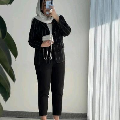 کت و شلوار زنانه. کت شلوار زنانه