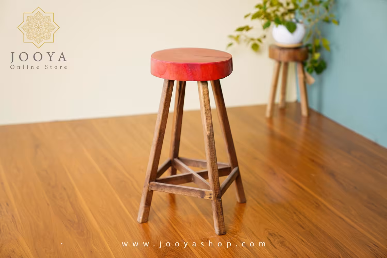 چهارپایه چوبی اینجی