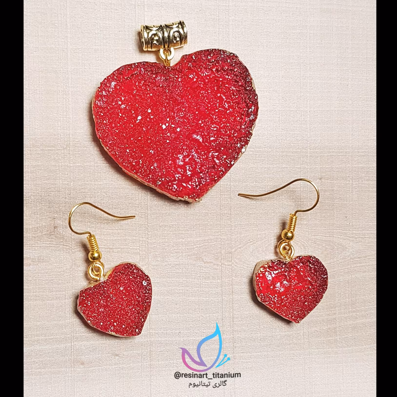 گوشواره و آویز قلب طرح سنگ نمک