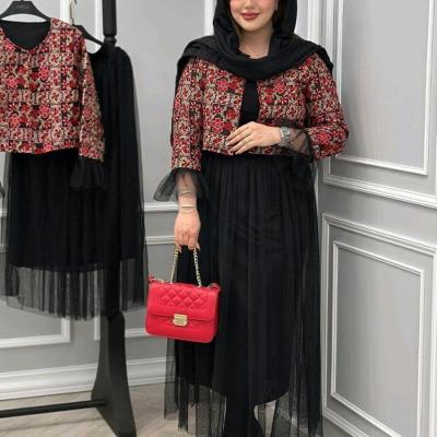 کت و دامن تافته و تور آستردار زنبق