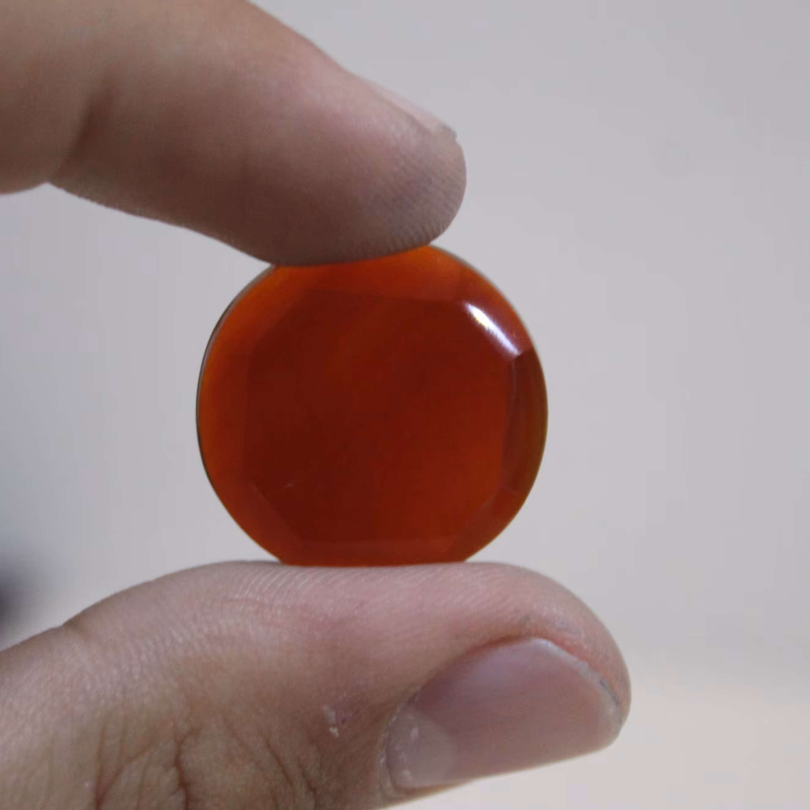 عقیق( قرمز الماس تراش )