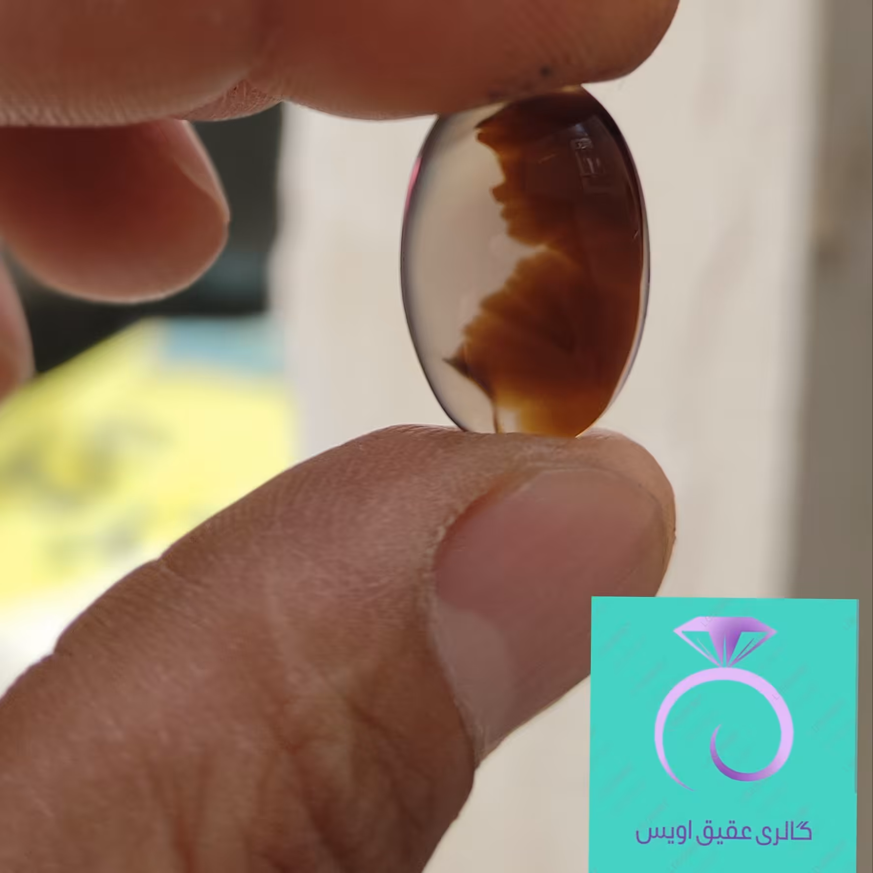 نگین عقیق شجر قائن عکس شمایل یک زن از نیم رخ واضح و روشن 