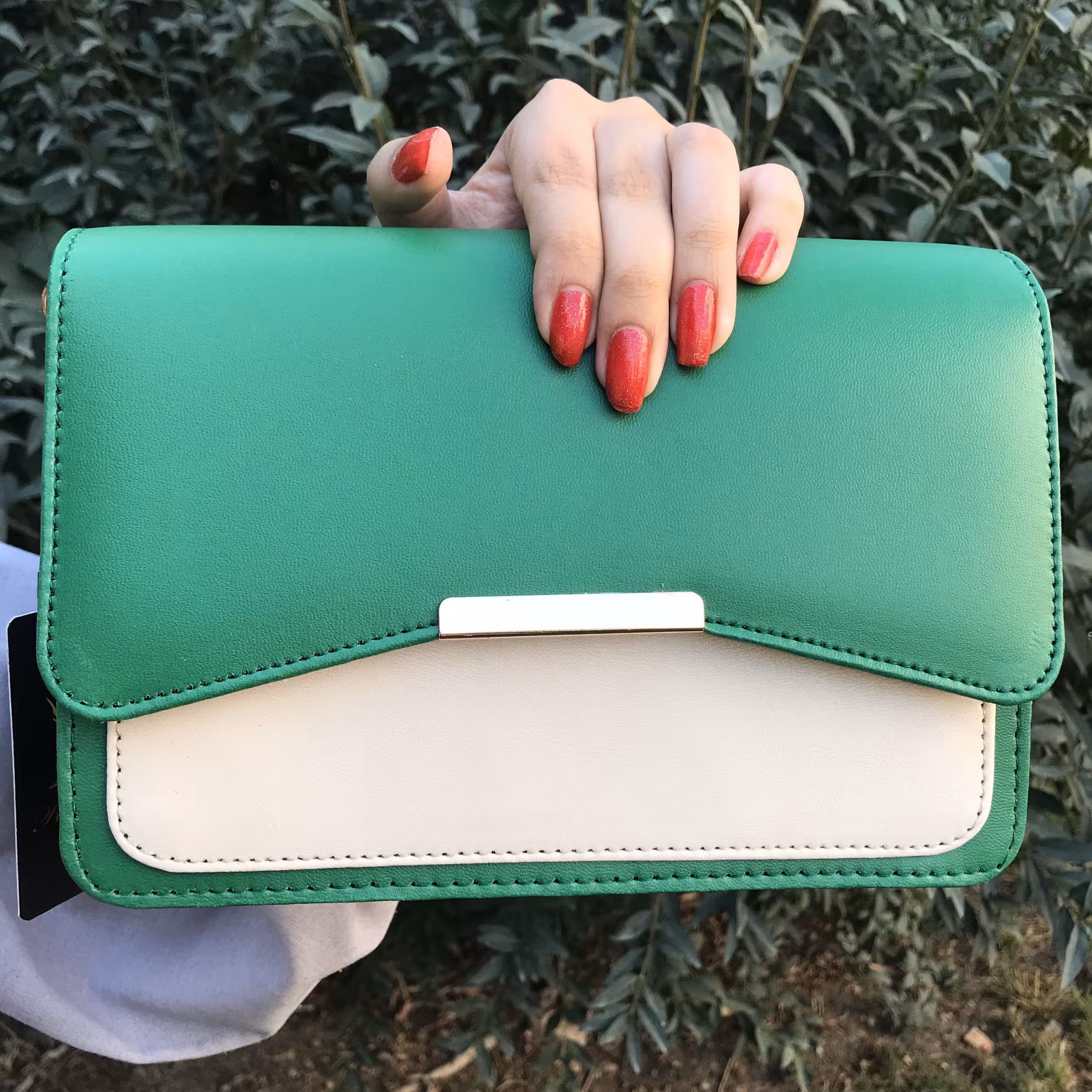 کیف دو رنگ سبز زنانه و دخترانه با بند بلند ، مجلسی و اسپرت 