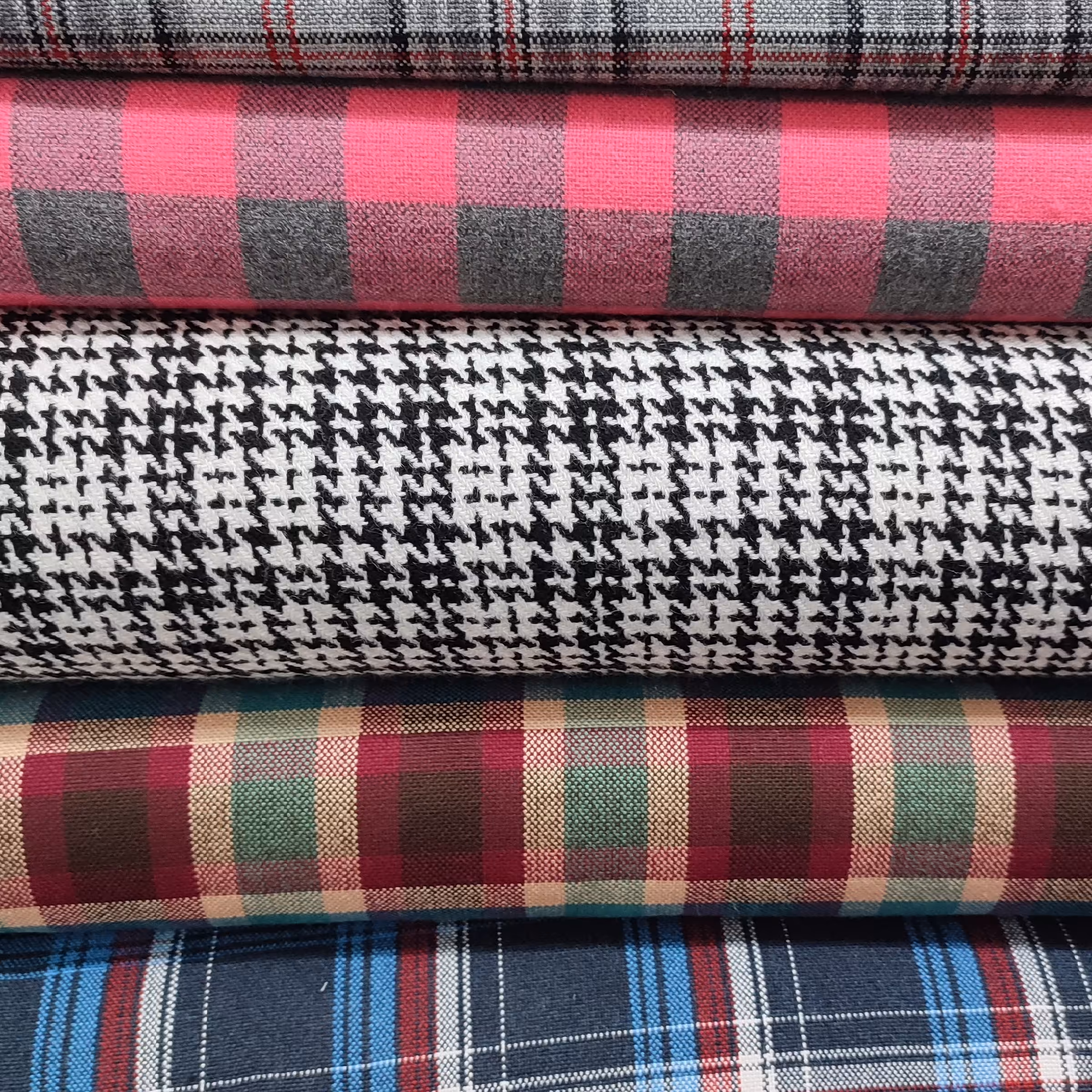 پارچه کشمیر پشمی اصلی جنس پاییزه بسیار عالی در رنگبندی متنوع و زیبا 