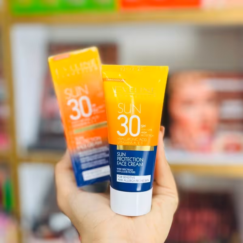ضد آفتاب بیرنگ اولاین مناسب پوست چرب و مختلط و معمولی spf30 اورجینال فرانسوی