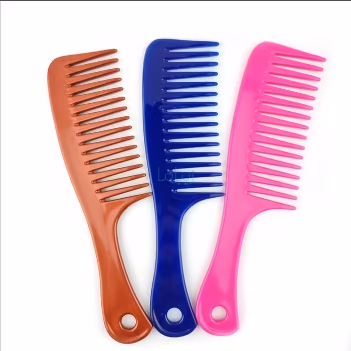 شانه مو دندانه درشت پلاستیکی دسته دار رنگی