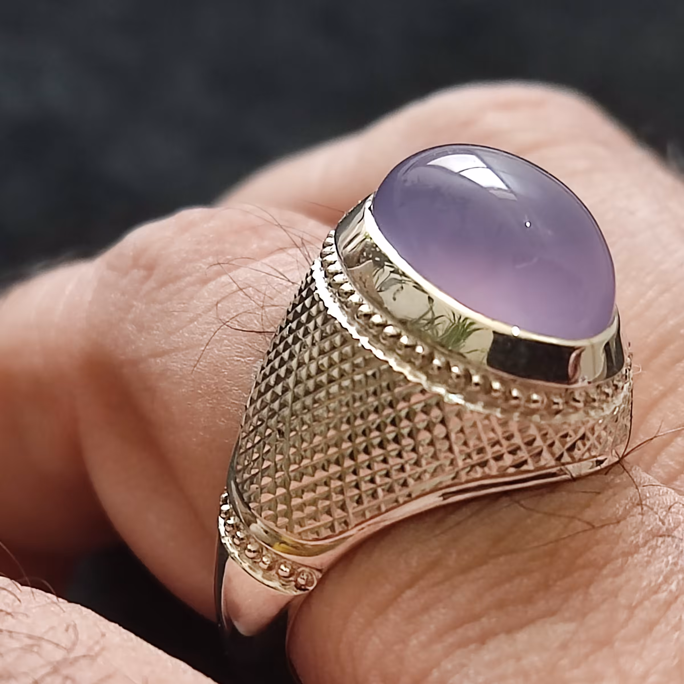 عقیق سوسنی یمنی آبدار لامپی