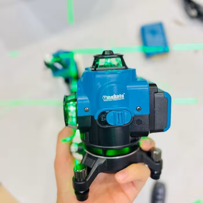 تراز لیزری ماکوتا 360درجه  ریموت دار