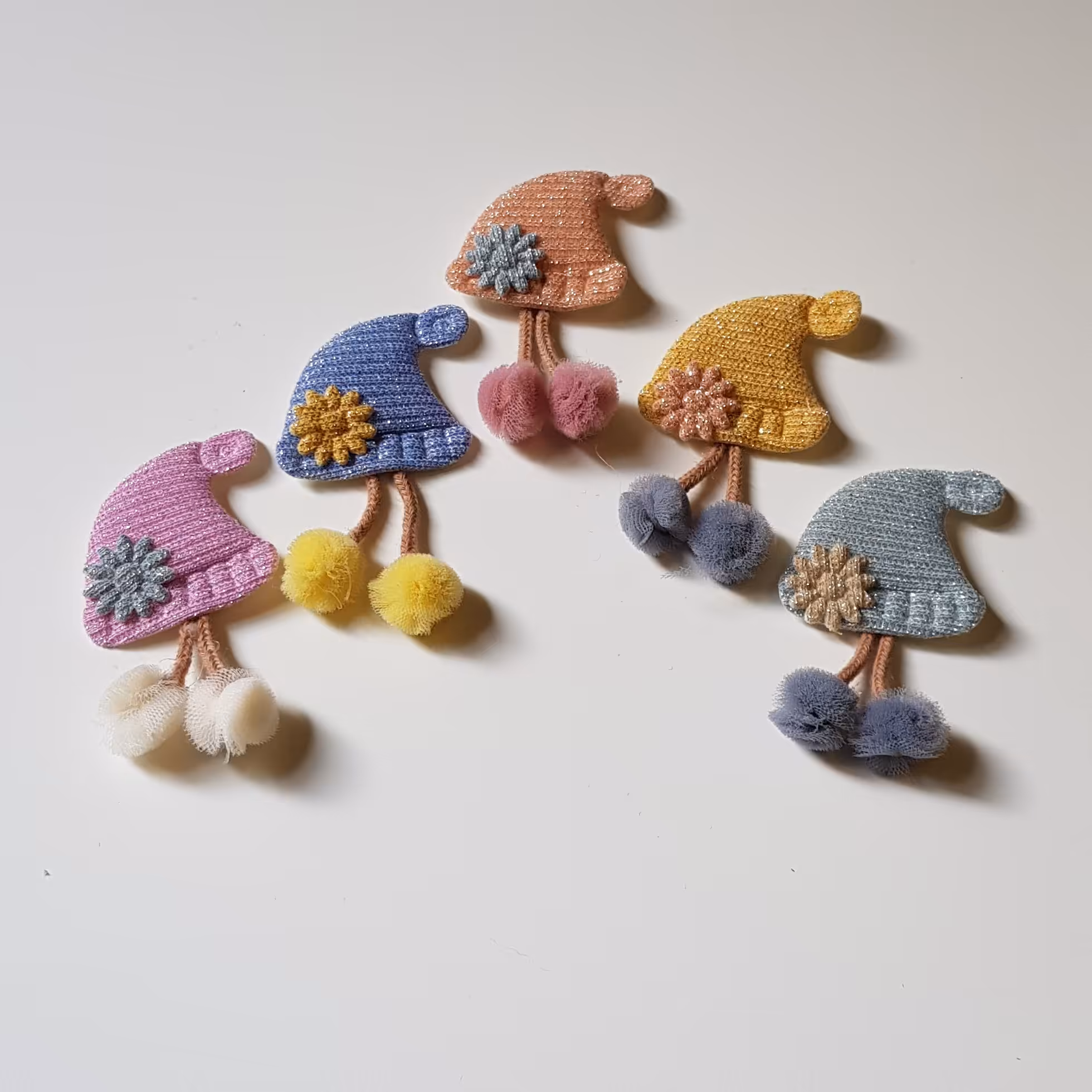 عروسک لباس فانتزی کلاه