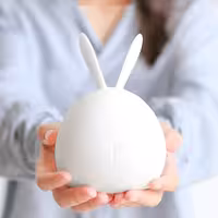چراغ خواب رومیزی فانتزی شارژی طرح خرگوش 302