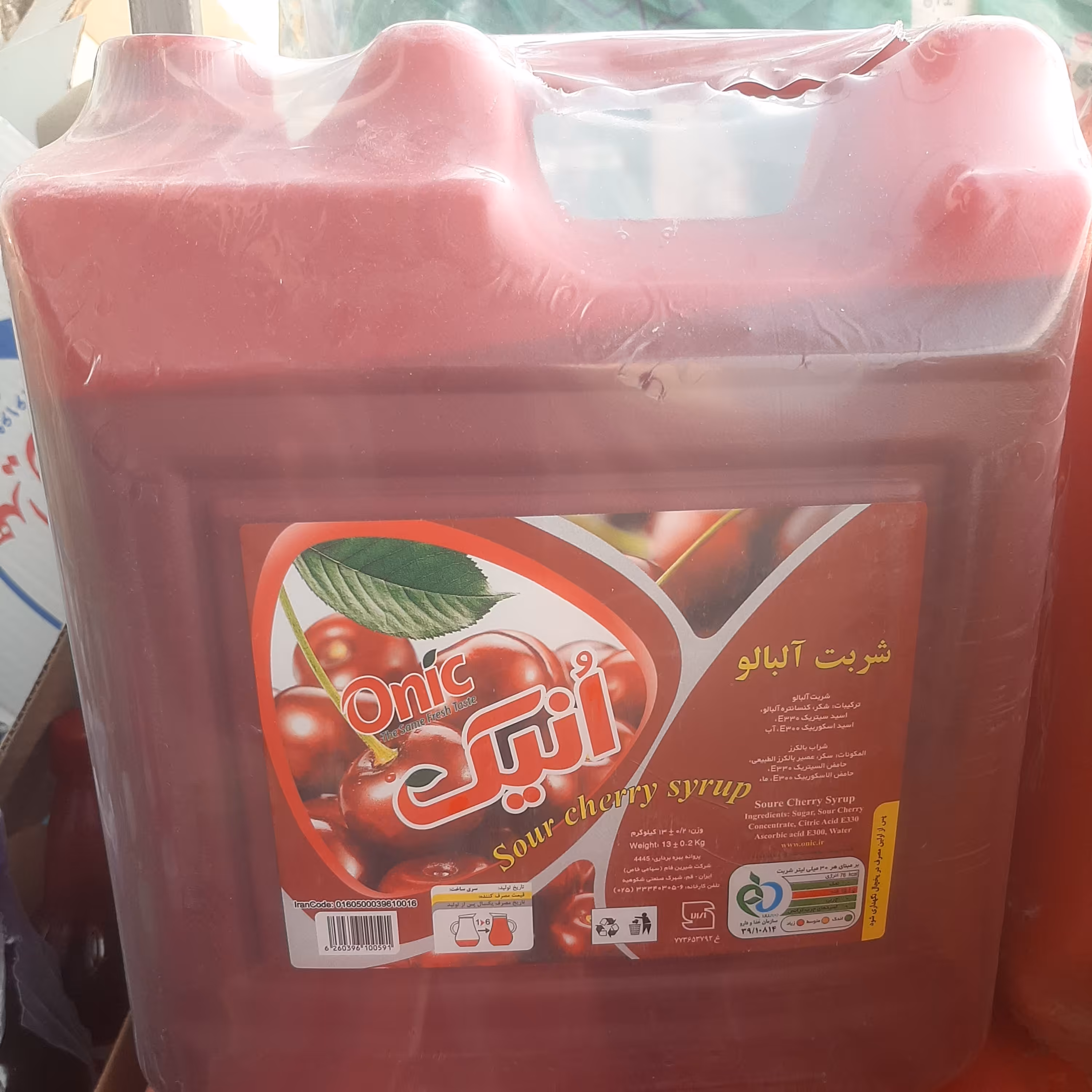 شربت 13 کیلویی آلبالو اُنیک
هر 1 لیتر شربت 6 لیتر آب