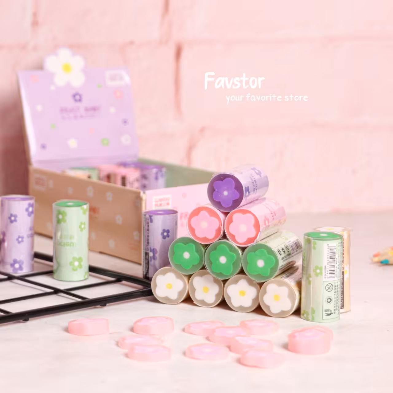 پاک کن مغزدار استوانه‌ای Weibo طرح شکوفه Fruit Baby کد WB-3301