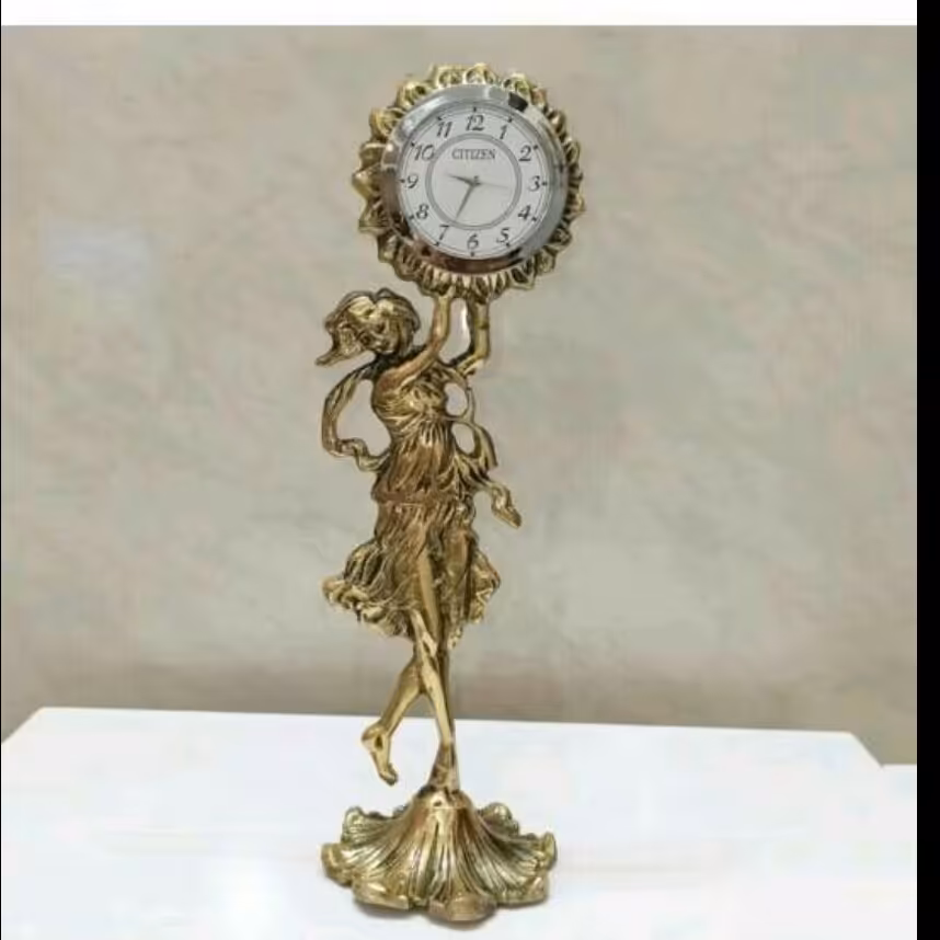 ساعترومیزی نوازنده  تمام برنز