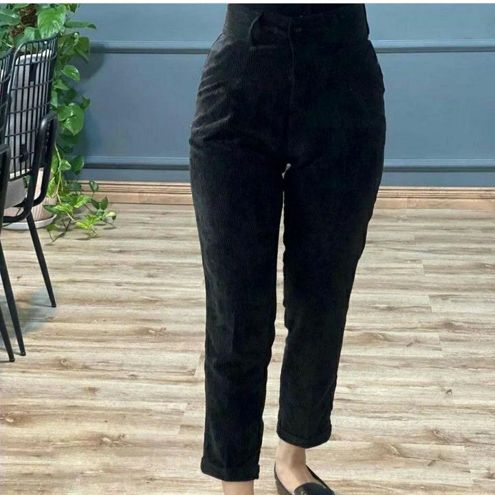 شلوار مخمل کبریتی زنانه ، دارای فاق بلند و کمر پهن 7 سانتی ، فوق العاده خوش فرم