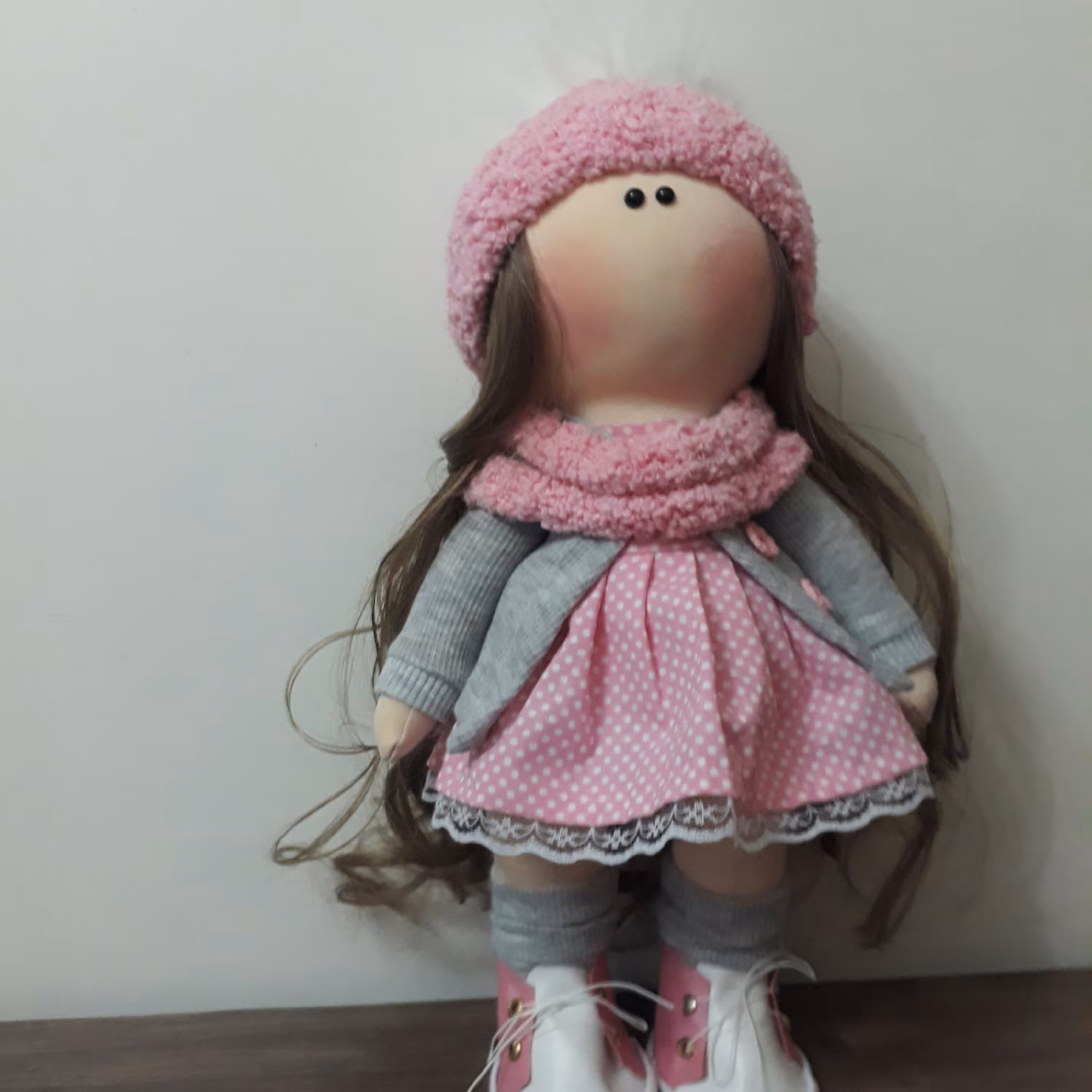 عروسک روسی دلسا