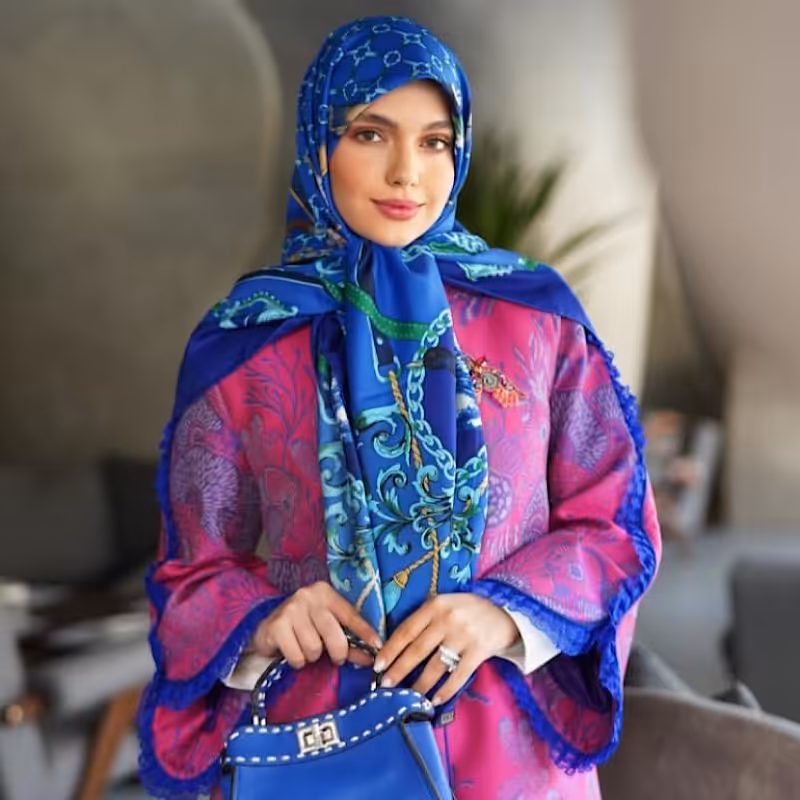 روسری ابریشم توییل وارداتی (0120) طرح پرنده دست دوز فرانسوی قواره 140