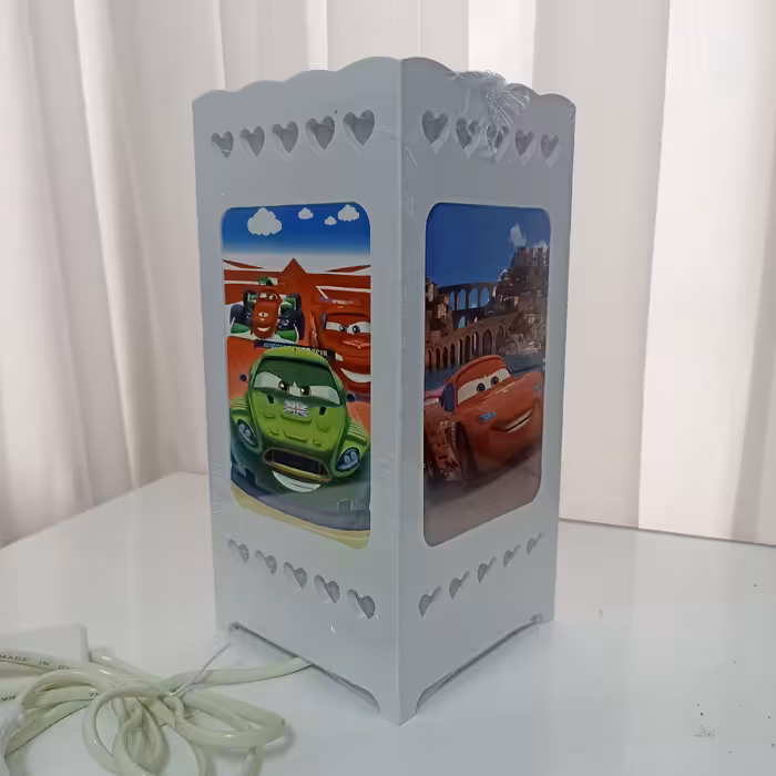 چراغ خواب ال ای دی رومیزی مک کوئین