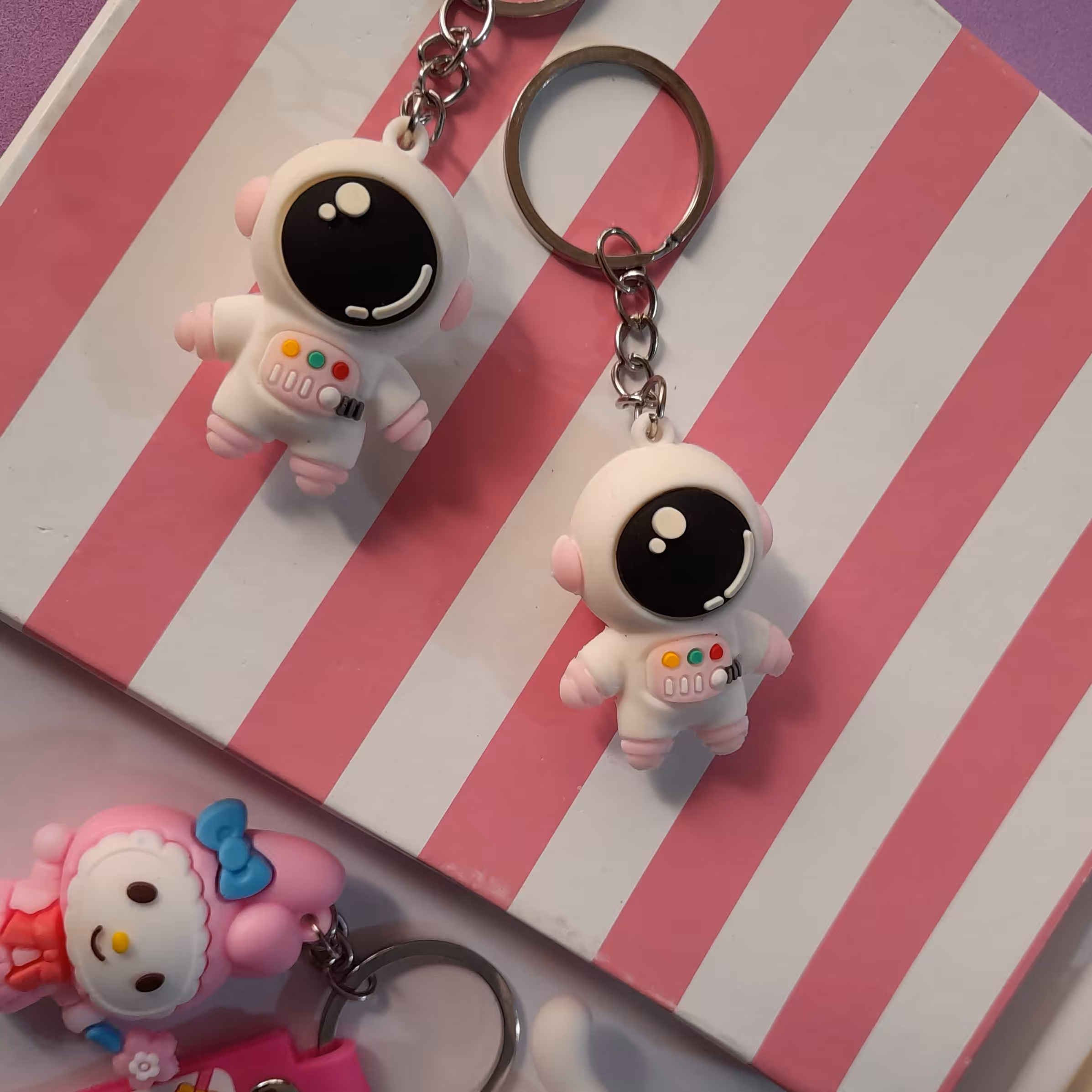 جاکلیدی طرح فضانورد کوچولو