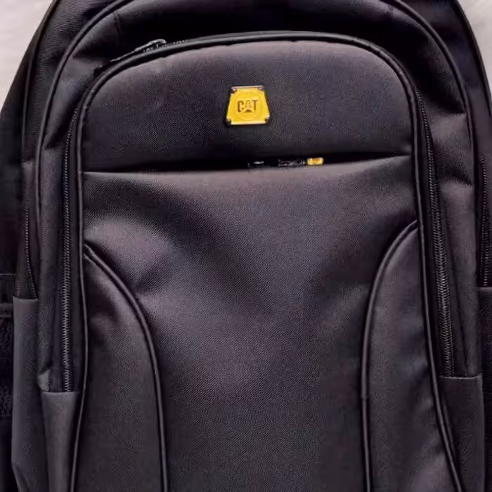 کوله پشتی (مارک کت) (مارک پیر گاردین) ( مشکی) (جا لپ تاپ)