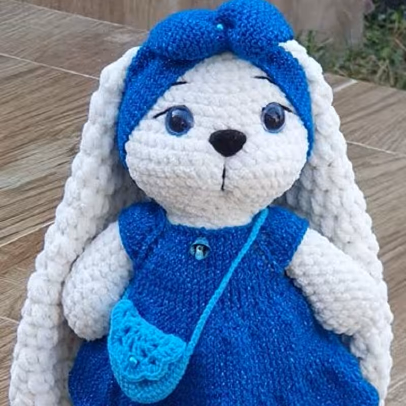 عروسک خرگوش مخملی