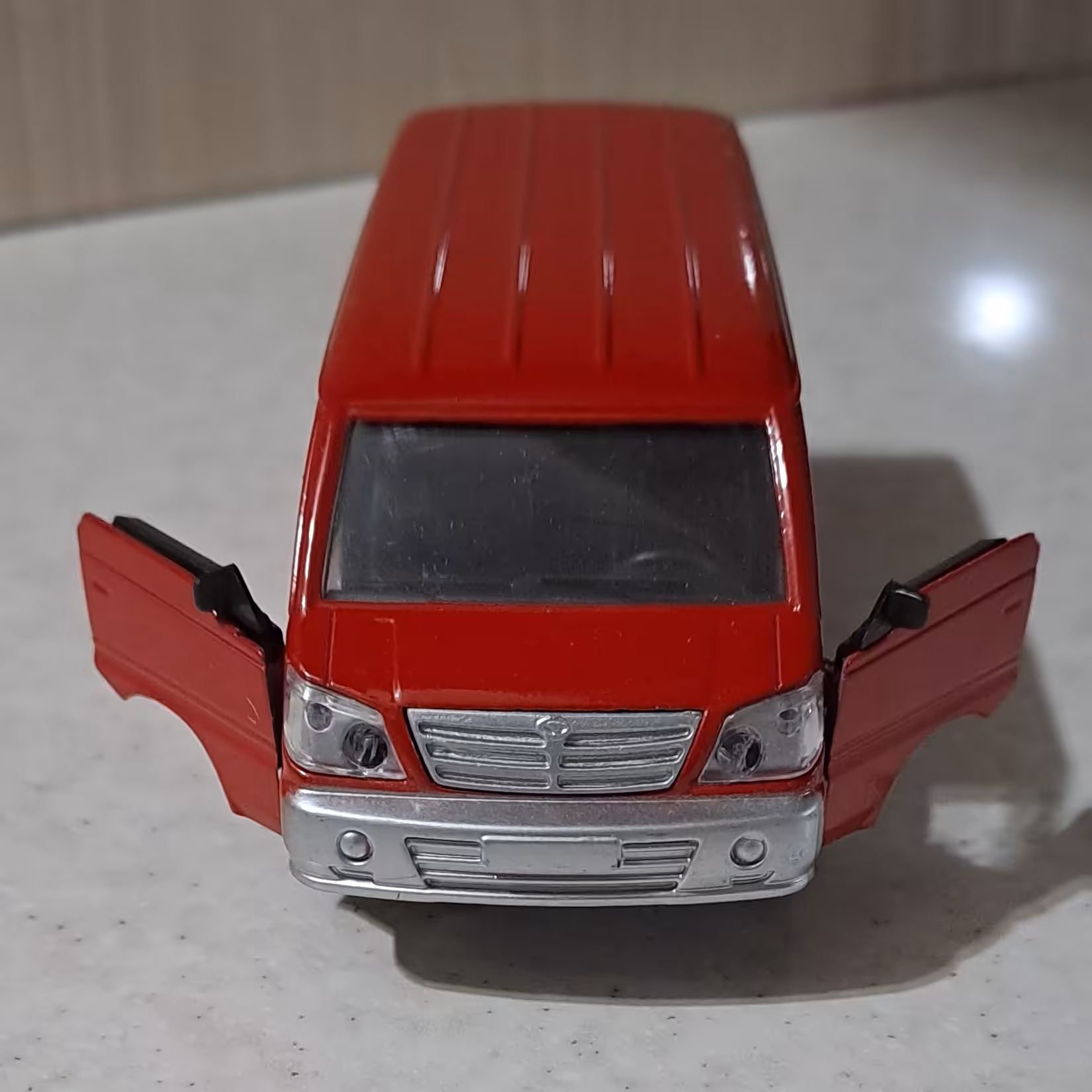 ماشین تمام فلزی عقب کش قدرتی ون دودرب بازشو